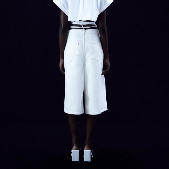 RARE Zara Minimalist Strappy Leather Heeled Sandal - Picture 4 of 16